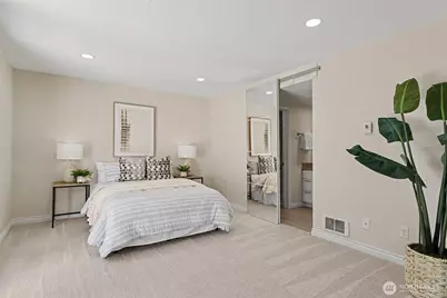 401 100th Ave NE #314, Bellevue, WA 98004 - Photo 12