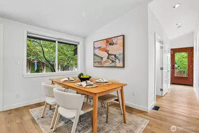 10030 37th Avenue SW, Seattle, WA 98146 - Photo 6