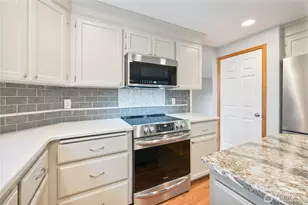 2225 52nd Ave, Longview, WA 98632 - Photo 8