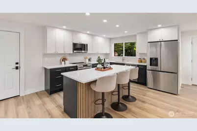 813 NE 125th Street, Seattle, WA 98125 - Photo 12