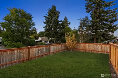 813 NE 125th Street, Seattle, WA 98125 - Photo 34