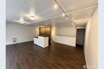 2521 1st Avenue #(R), Seattle, WA 98121 - Photo 10