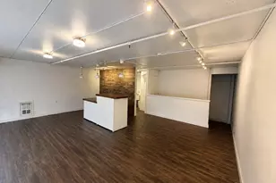 2521 1st Ave, Seattle, WA 98121 - Photo 10