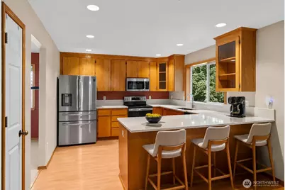 11101 135th Street Ct E, Puyallup, WA 98374 - Photo 4