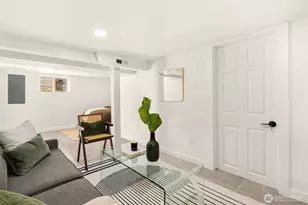 935 N 92nd St, Seattle, WA 98103 - Photo 28