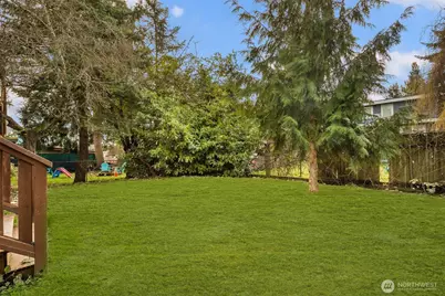 935 N 92nd Street, Seattle, WA 98103 - Photo 30