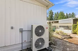 18425 NE 95th St, Redmond, WA 98052 - Photo 16