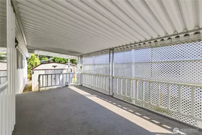 18425 NE 95th Street #63, Redmond, WA 98052 - Photo 18