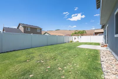 1450 Denny Place, Rock Island, WA 98850 - Photo 24