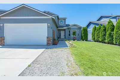 1450 Denny Place, Rock Island, WA 98850 - Photo 2