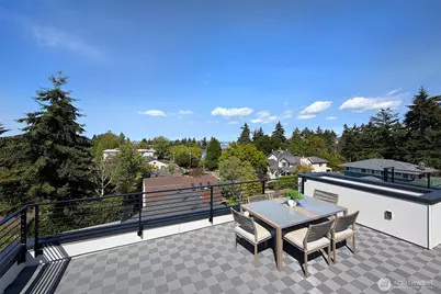 2645 Walnut Avenue SW, Seattle, WA 98116 - Photo 28