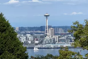 2645 Walnut Ave SW, Seattle, WA 98116 - Photo 30
