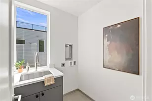 2645 Walnut Ave SW, Seattle, WA 98116 - Photo 24