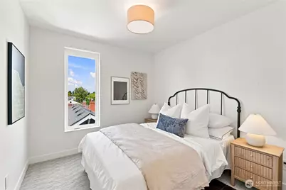 2645 Walnut Avenue SW, Seattle, WA 98116 - Photo 14