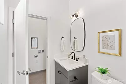 2648 41st Avenue SW, Seattle, WA 98116 - Photo 16