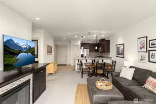 6801 Greenwood Ave N, Seattle, WA 98103 - Photo 8