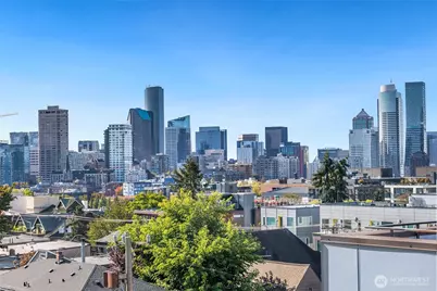209 13th Avenue E #B, Seattle, WA 98102 - Photo 2