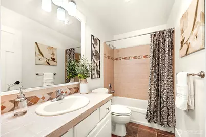 5605 30th Avenue NW, Seattle, WA 98107 - Photo 8
