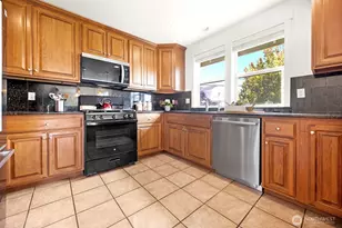 5605 30th Ave NW, Seattle, WA 98107 - Photo 12