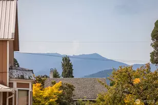 537 W 6th St, Port Angeles, WA 98362 - Photo 8