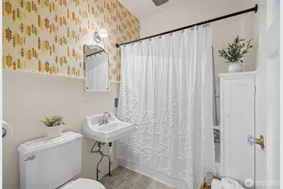 537 W 6th Street, Port Angeles, WA 98362 - Photo 28