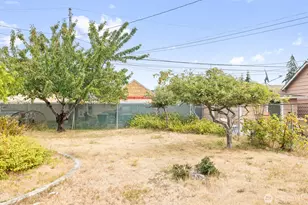 537 W 6th St, Port Angeles, WA 98362 - Photo 34