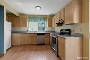 1735 28th Ave S, Seattle, WA 98144 - Photo 6