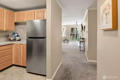 11113 NE 125th Street #E218, Kirkland, WA 98034 - Photo 6