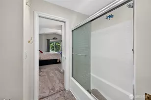 8108 N 9th, Tacoma, WA 98406 - Photo 18