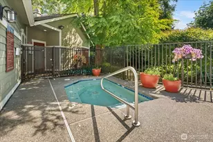 7711 NE 175th St, Kenmore, WA 98028 - Photo 32