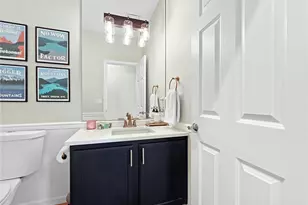 8700 Rosario Pl NE, Bainbridge Island, WA 98110 - Photo 10