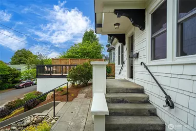 1509 4th Avenue W, Seattle, WA 98119 - Photo 4