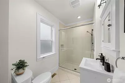 1509 4th Avenue W, Seattle, WA 98119 - Photo 16