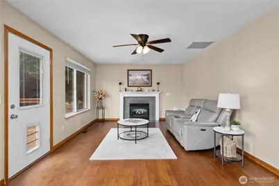 11306 216th Avenue E, Bonney Lake, WA 98391 - Photo 16