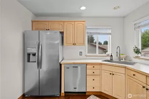 11306 216th Ave E, Bonney Lake, WA 98391 - Photo 12