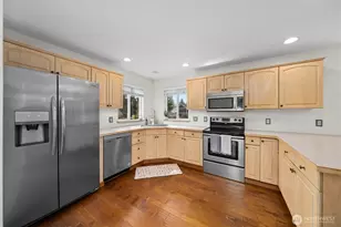 11306 216th Ave E, Bonney Lake, WA 98391 - Photo 8