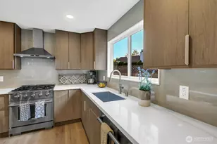 14737 112th Ave NE, Kirkland, WA 98034 - Photo 10