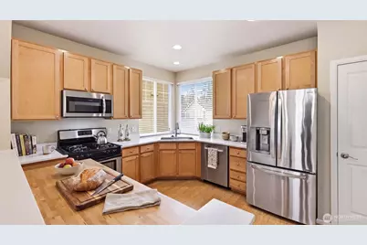 515 225th Place NE #33, Sammamish, WA 98074 - Photo 6