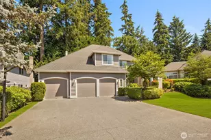 2714 232nd Pl SE, Sammamish, WA 98075 - Photo 2