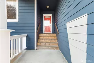 229 NW Cherry Hill Loop, Oak Harbor, WA 98277 - Photo 4