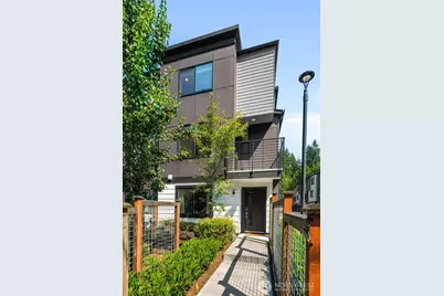 18715 76th Avenue W, Lynnwood, WA 98037 - Photo 4