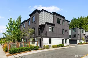 18715 76th Ave W, Lynnwood, WA 98037 - Photo 2