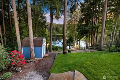 4820 W Tapps Drive E, Lake Tapps, WA 98391 - Photo 28