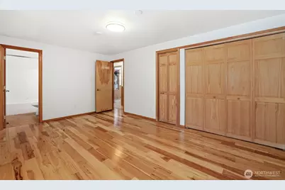 4820 W Tapps Drive E, Lake Tapps, WA 98391 - Photo 18