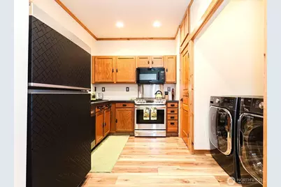 6764 Takota Place NE, Bremerton, WA 98311 - Photo 8