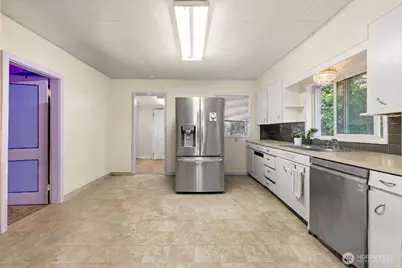 8643 Tacoma Avenue S, Tacoma, WA 98444 - Photo 14