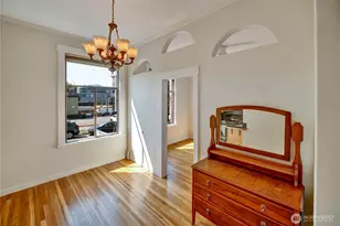 22 John St, Seattle, WA 98109 - Photo 4