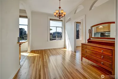 22 John Street #5, Seattle, WA 98109 - Photo 2
