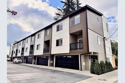 9725 4th Avenue W, Everett, WA 98204 - Photo 1