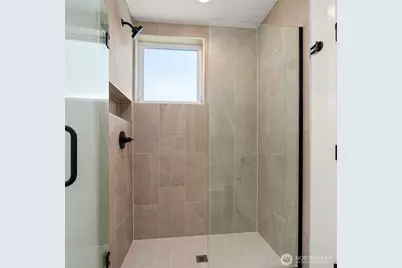 721 15th Avenue #B, Seattle, WA 98122 - Photo 12